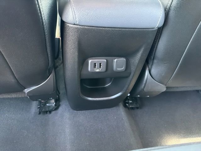 Used 2019 Chevrolet Colorado Z71 RWD image 16