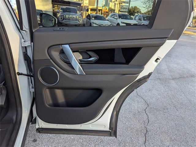 Used 2020 Land Rover Discovery Sport image 29