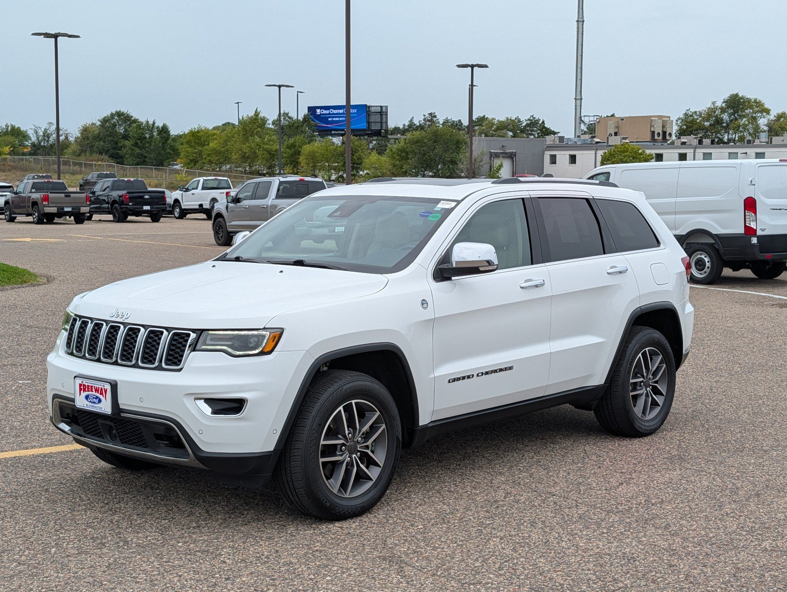 Used 2021 Jeep Grand Cherokee Limited w/ Luxury Group II AWD/4WD image 1