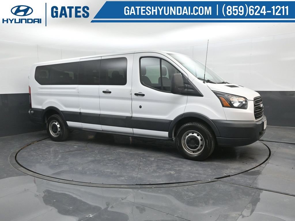 Used 2016 Ford Transit 350 XL image 4