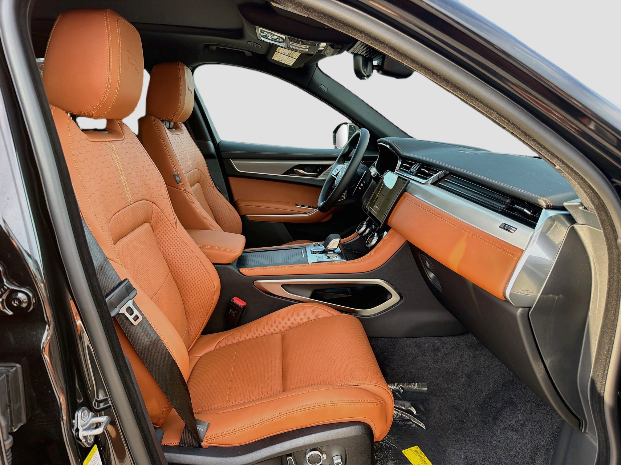 New 2026 Jaguar F-PACE R-Dynamic S AWD/4WD image 16