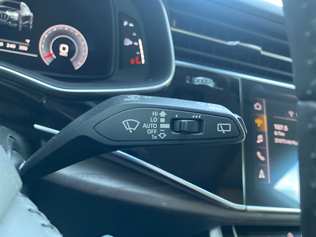 Used 2019 Audi Q8 Premium AWD/4WD image 26