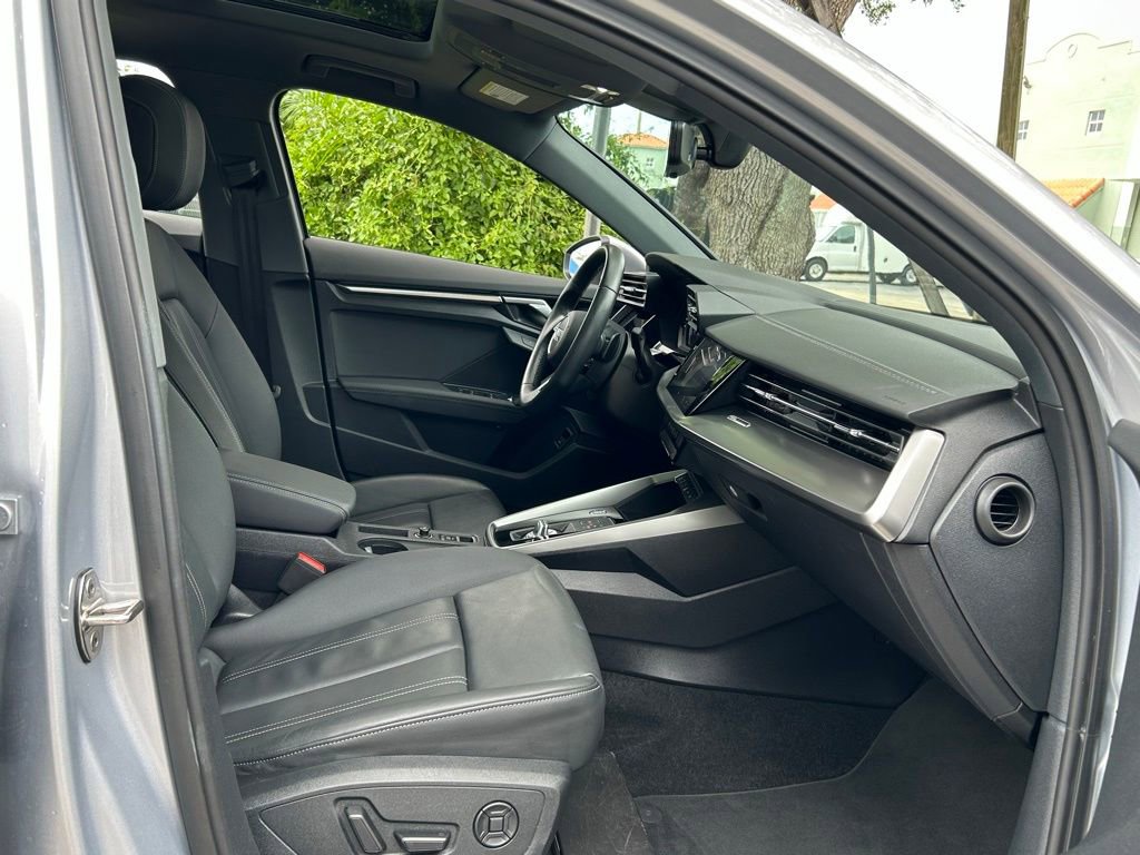 Used 2024 Audi A3 2.0T Premium image 31