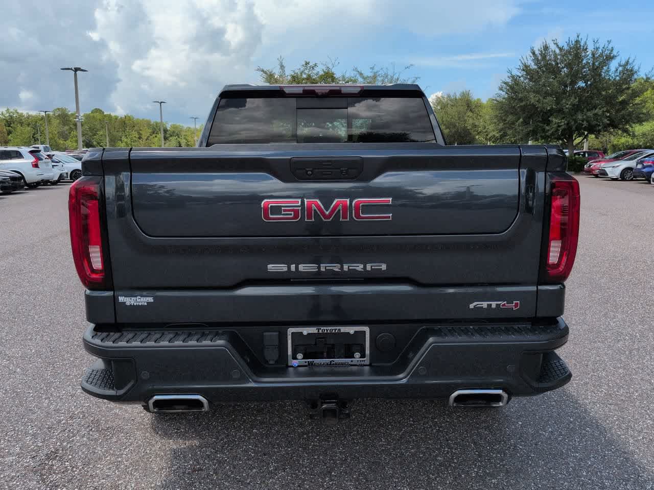 Used 2020 GMC Sierra 1500 AT4 w/ AT4 Premium Package AWD/4WD image 5