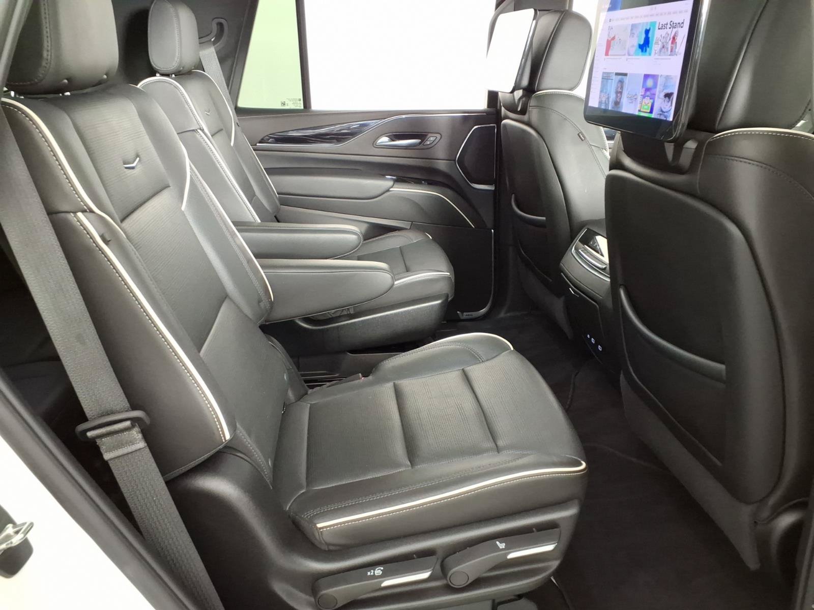 Certified 2024 Cadillac Escalade Sport w/ LPO, ONYX Package AWD/4WD image 11