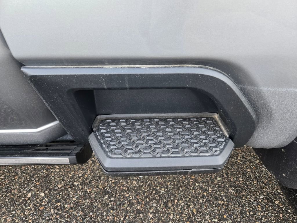 New 2025 GMC Sierra 2500 Denali w/ Denali Reserve Package image 13