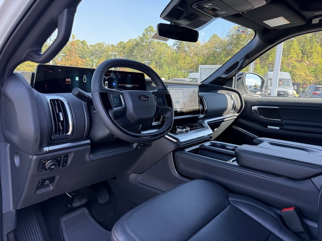 New 2025 Ford Expedition Platinum w/ Stealth Performance Package image 10