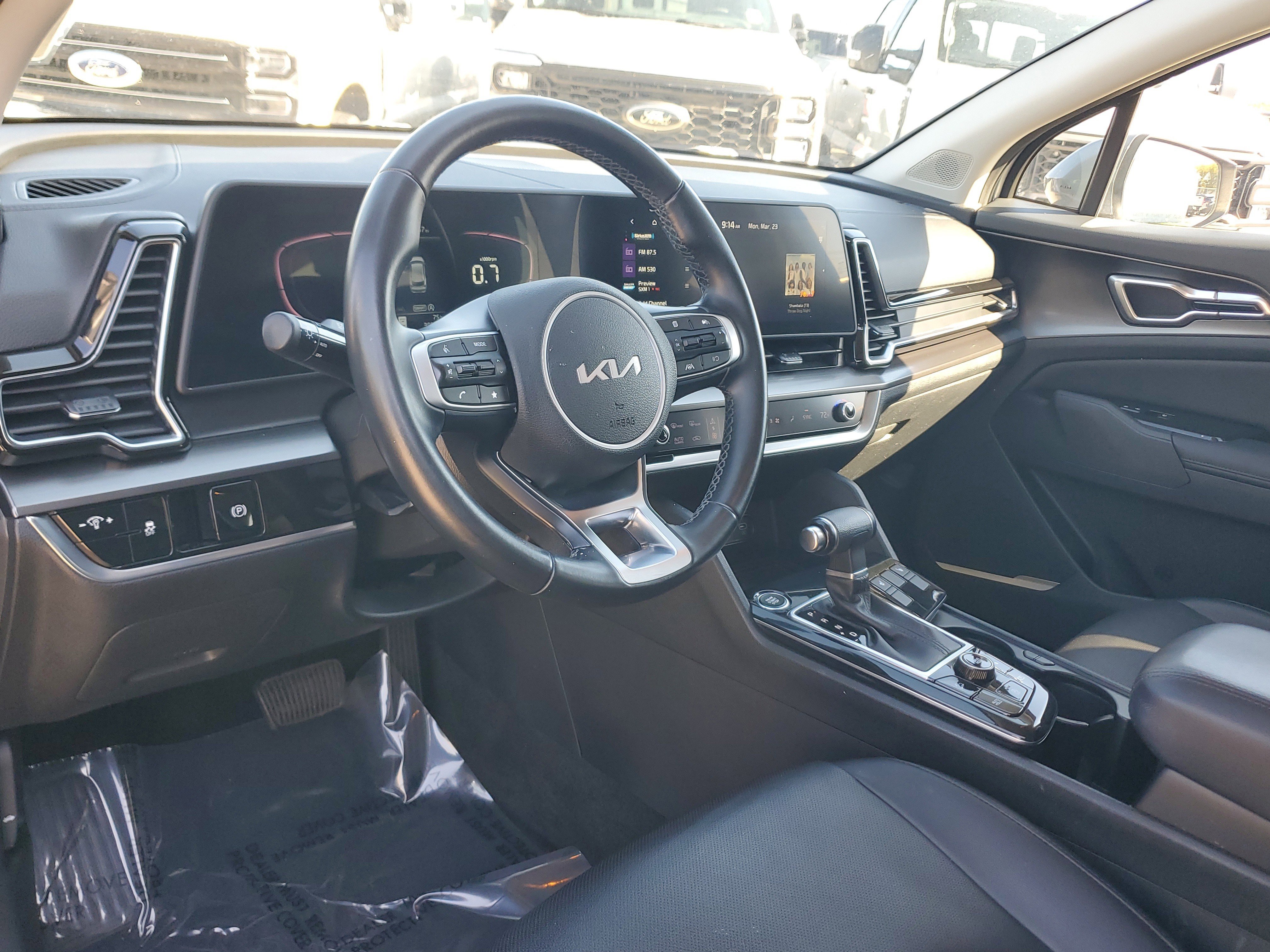 Used 2023 Kia Sportage EX image 9