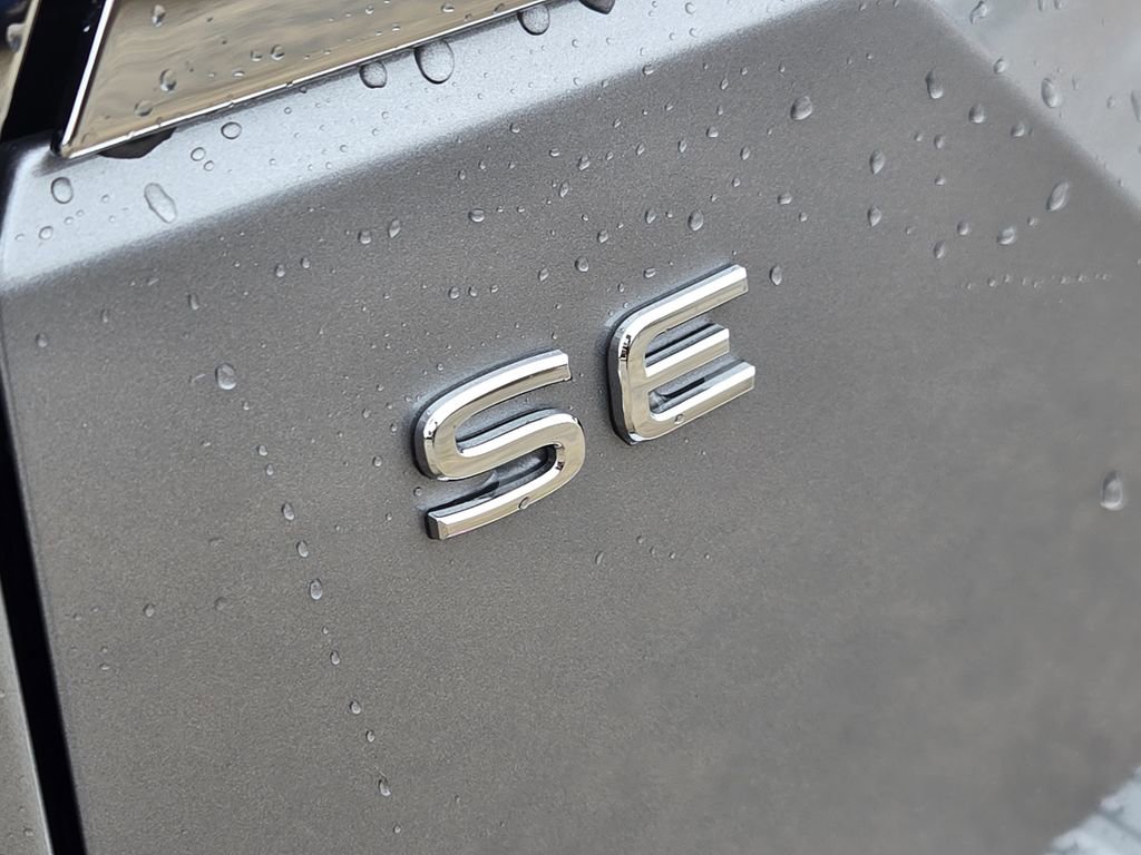 New 2026 Volkswagen Atlas SE image 8