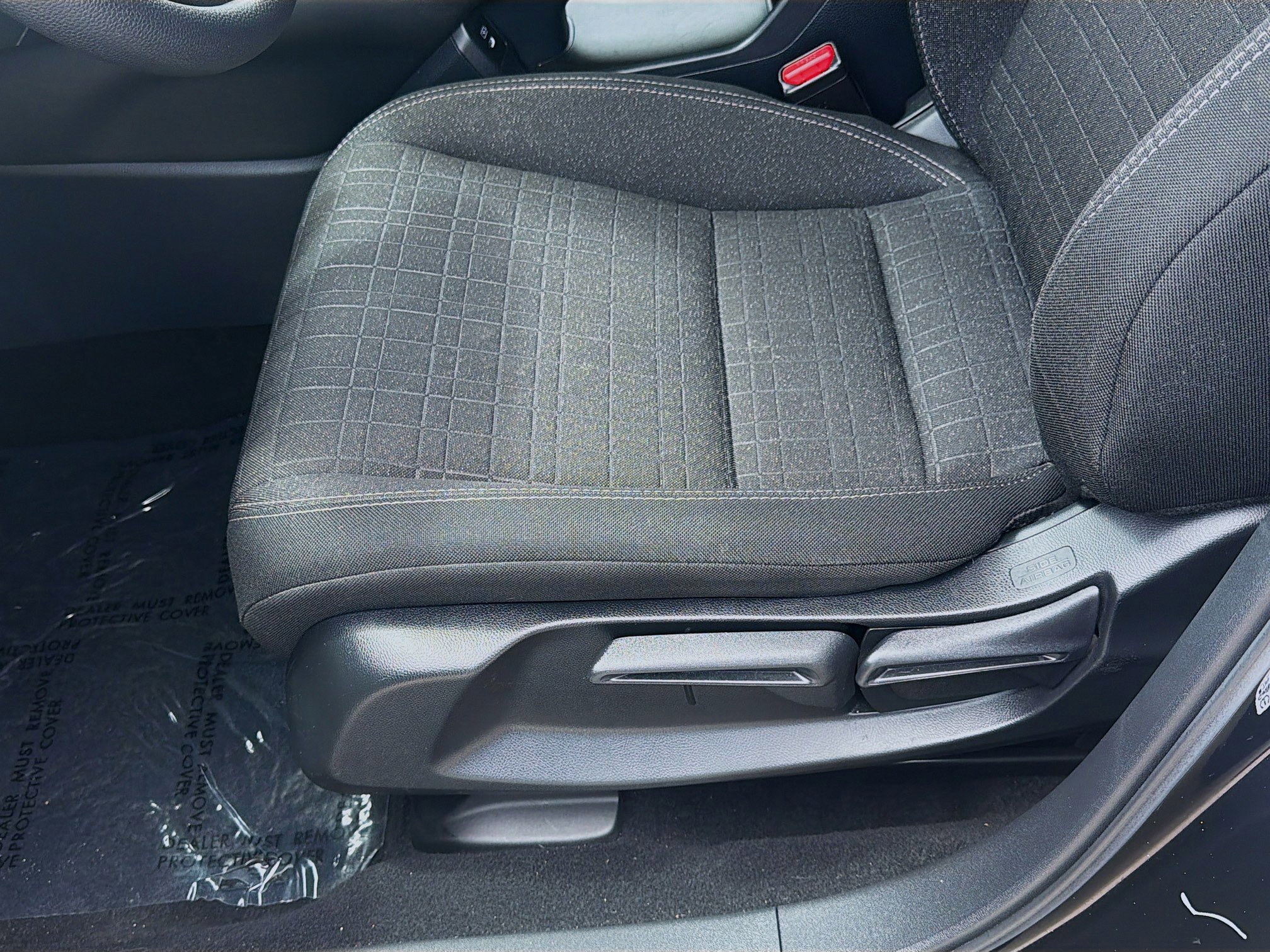 Used 2025 Honda HR-V LX image 17