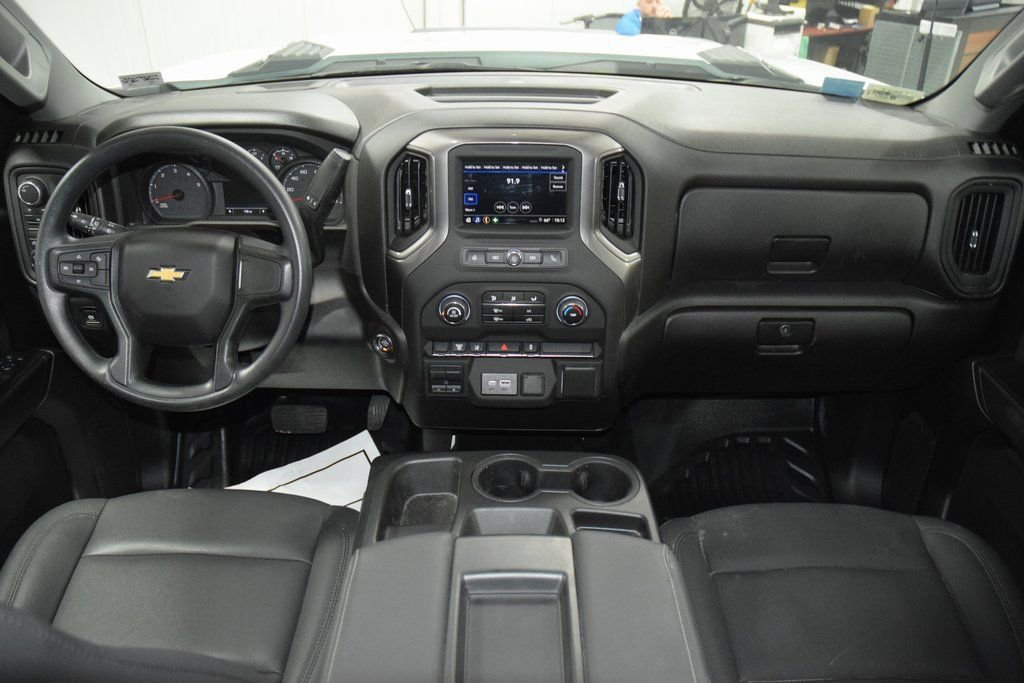 Used 2025 Chevrolet Silverado 3500 W/T w/ WT Convenience Package AWD/4WD image 20