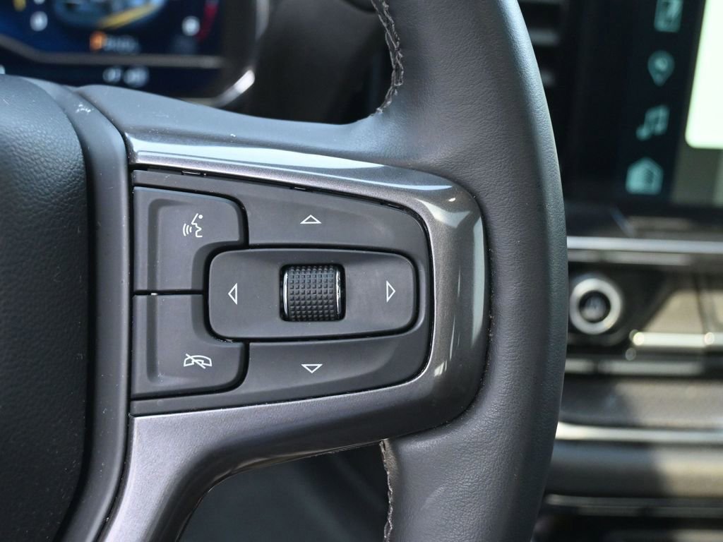 Used 2024 Chevrolet Silverado 2500 ZR2 w/ Technology Package image 33