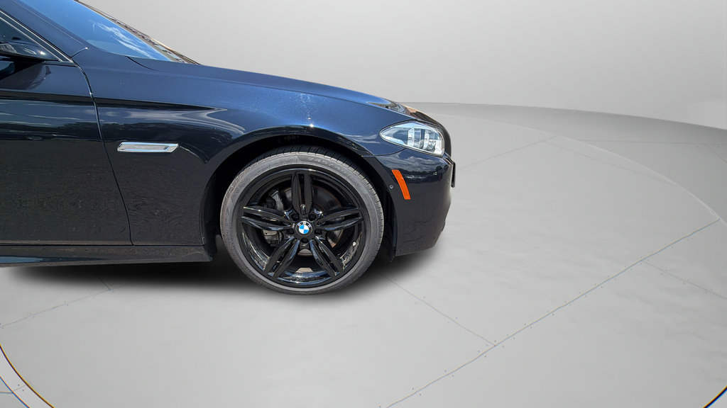 Used 2016 BMW 550i xDrive Sedan AWD/4WD image 27