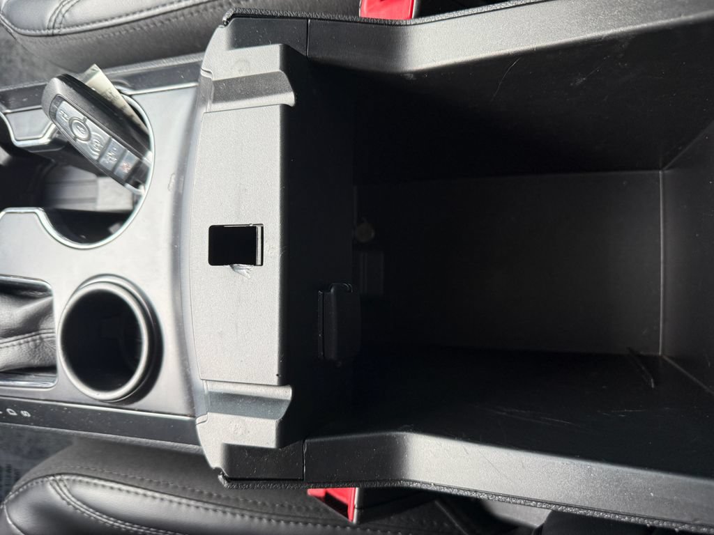 Used 2019 Ford Explorer XLT w/ Equipment Group 202A FWD image 41