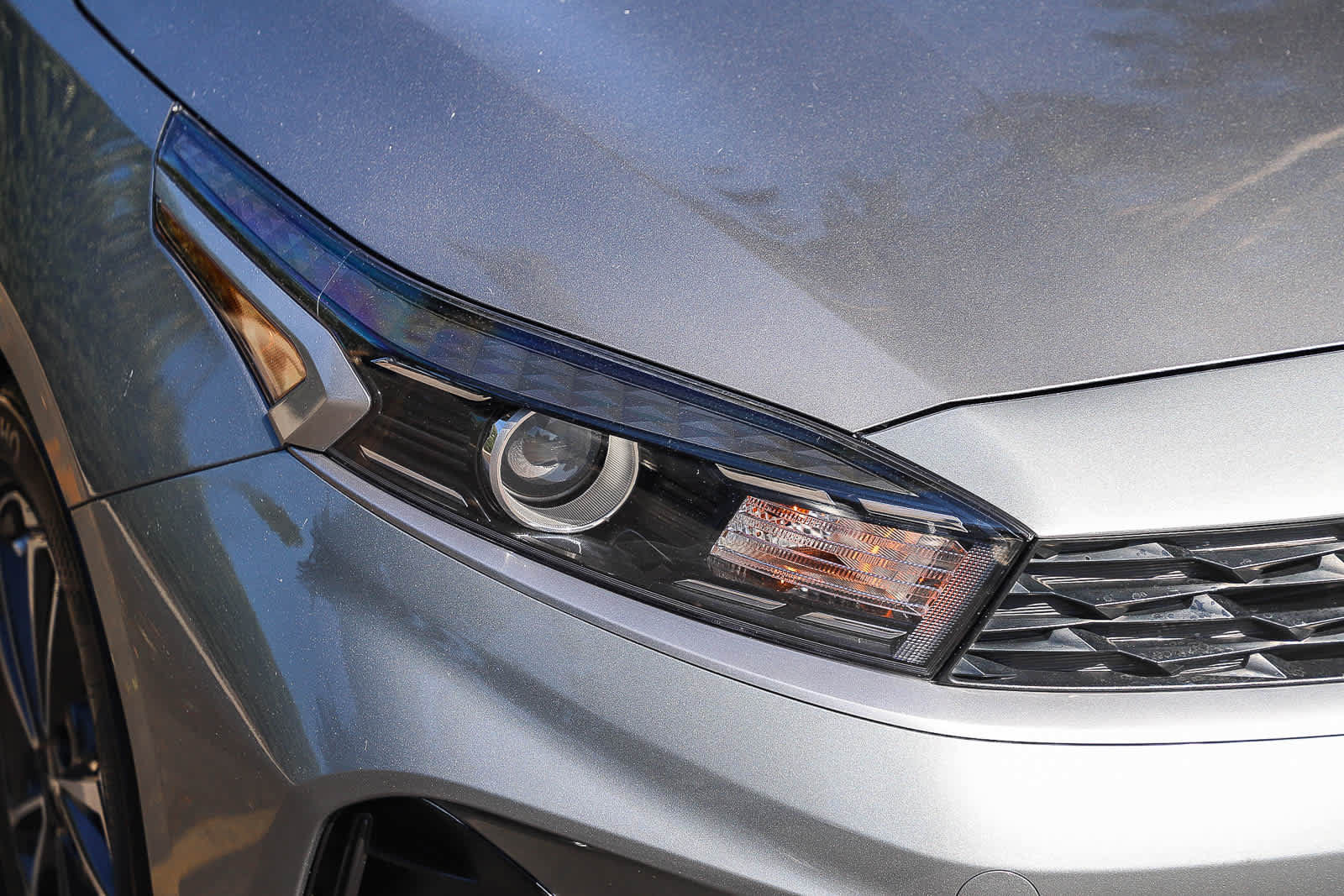 Used 2023 Kia Forte LXS FWD image 4