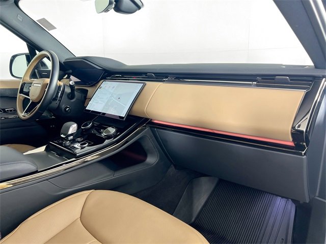 Used 2023 Land Rover Range Rover Sport SE Dynamic image 27