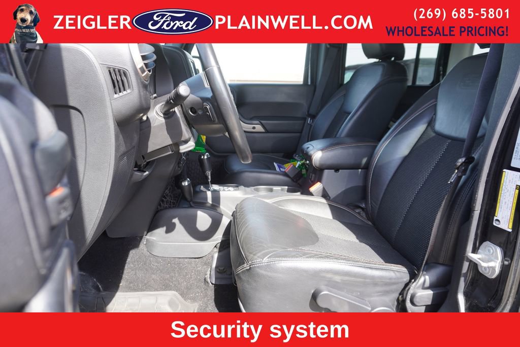 Used 2016 Jeep Wrangler Unlimited Sahara AWD/4WD image 16