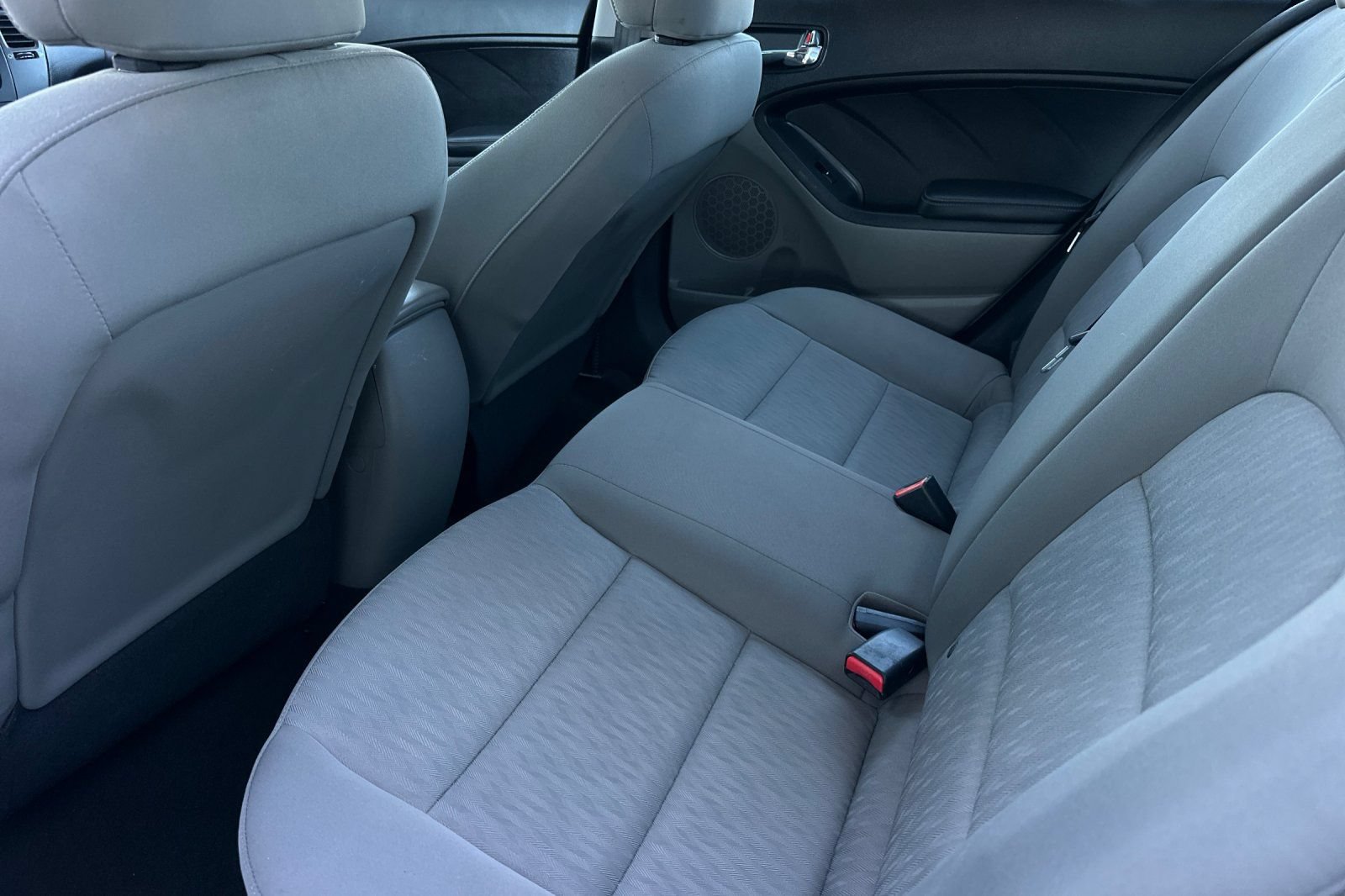 Used 2016 Kia Forte LX FWD image 11