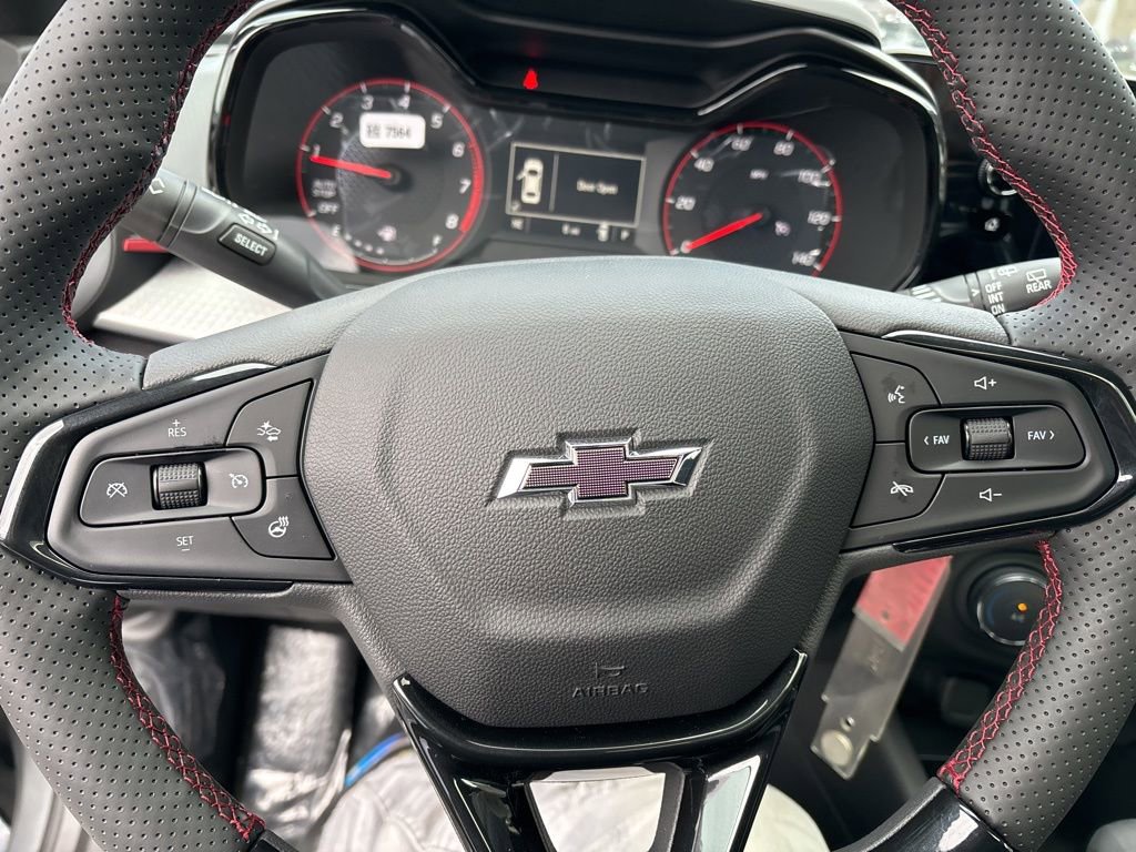 New 2026 Chevrolet Trax RS w/ Sunroof Package image 15