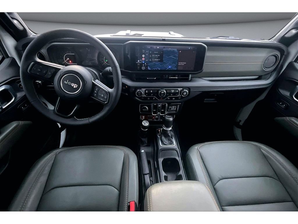 Used 2025 Jeep Gladiator Mojave w/ Safety Group image 16