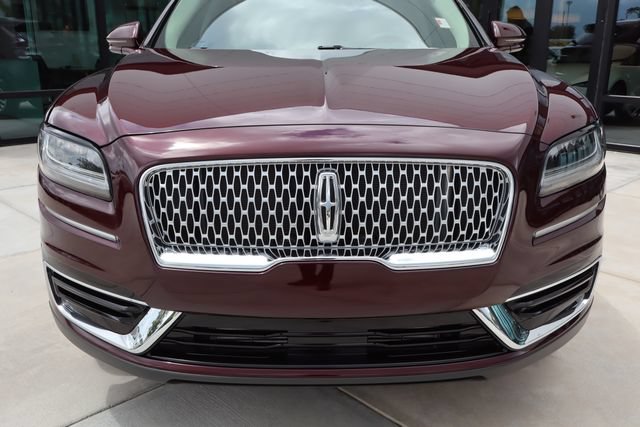 Used 2020 Lincoln Nautilus FWD w/ Equipment Group 101A image 17