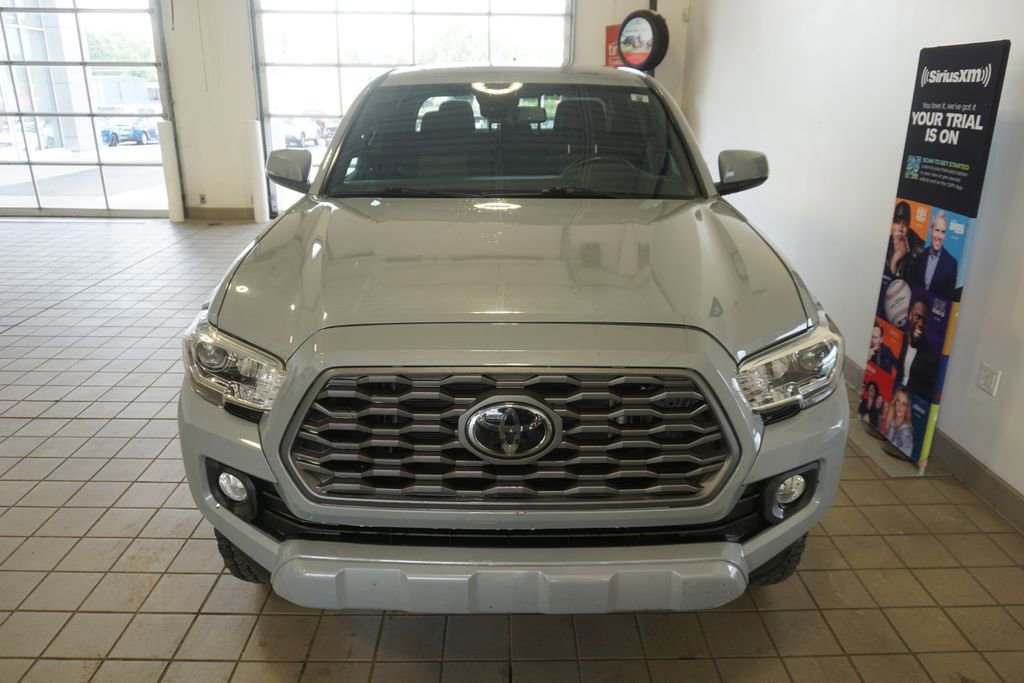 Used 2021 Toyota Tacoma TRD Off-Road w/ Blackout Package (TMS) AWD/4WD image 12