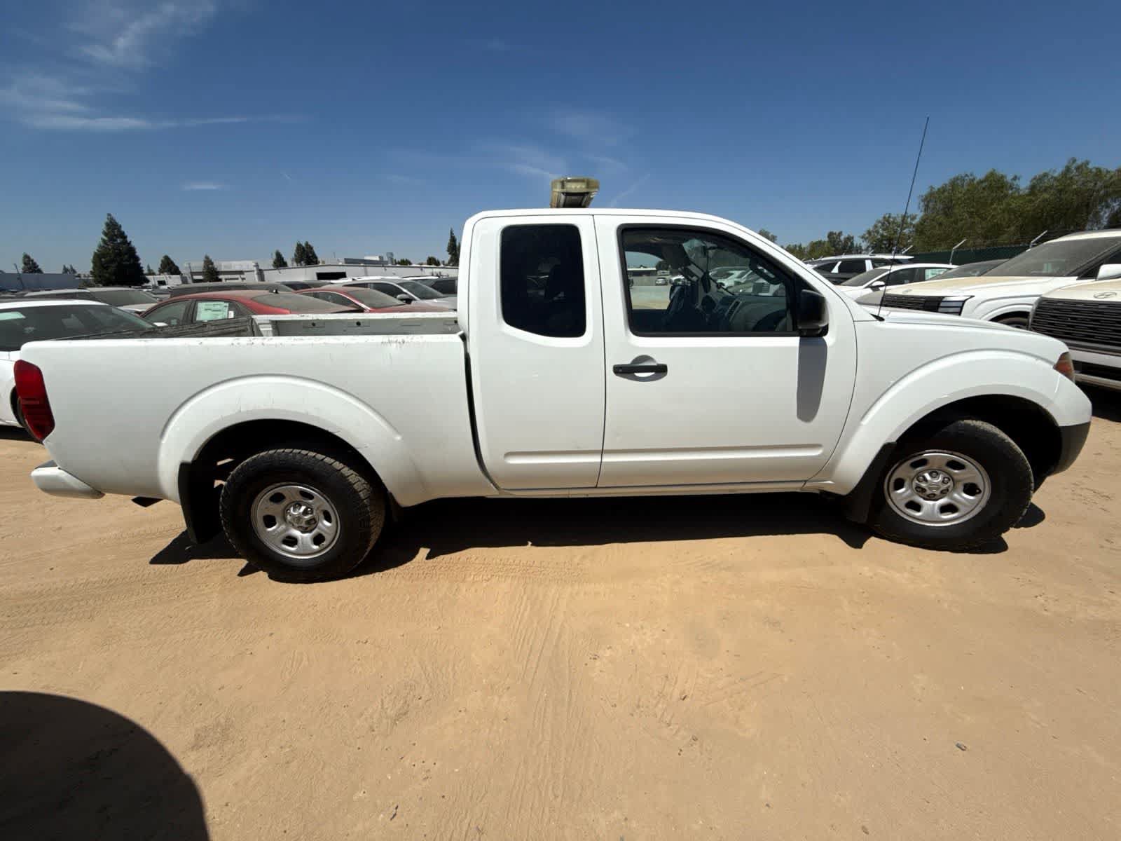 Used 2017 Nissan Frontier S RWD image 4