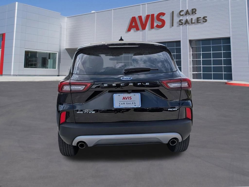 Used 2025 Ford Escape Active AWD/4WD image 5