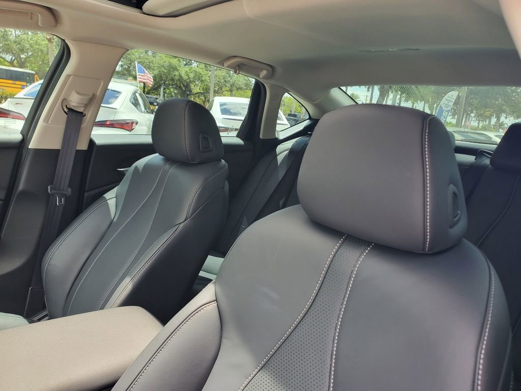 Used 2023 Acura TLX w/ Technology Package FWD image 16