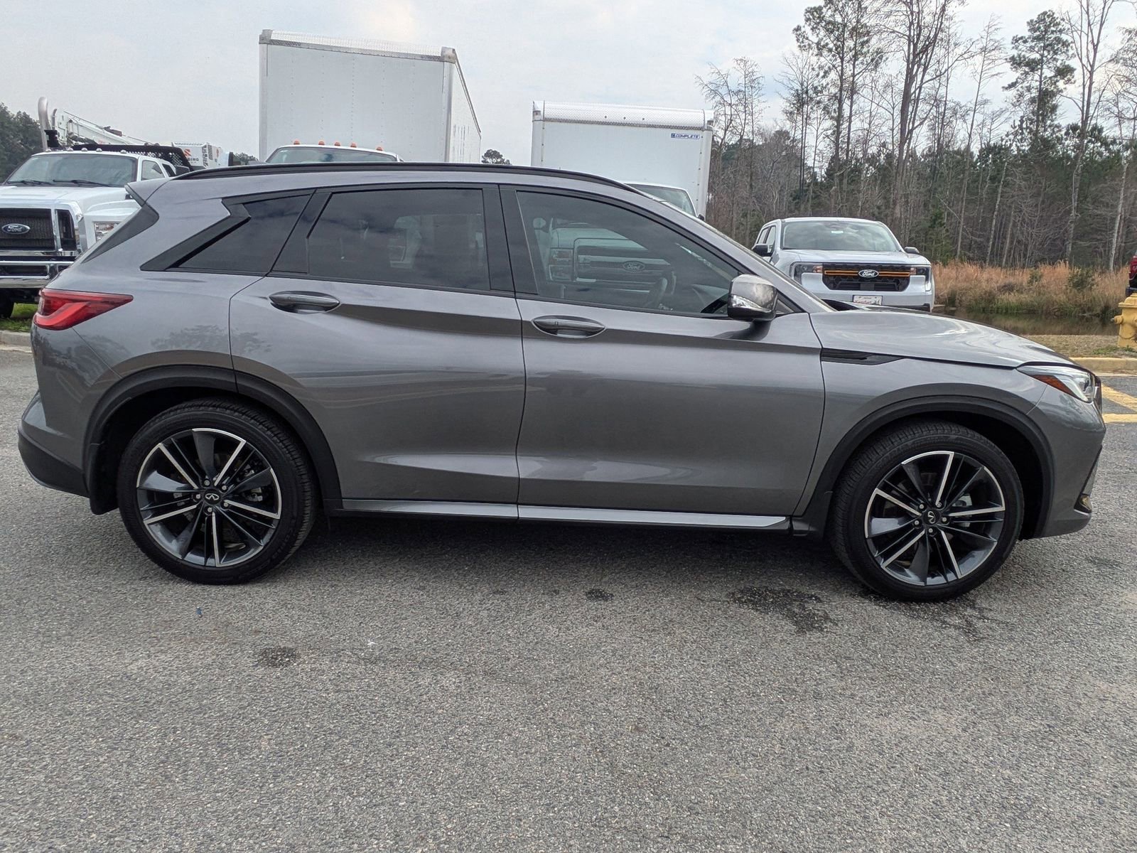 Used 2024 INFINITI QX50 Sport image 2