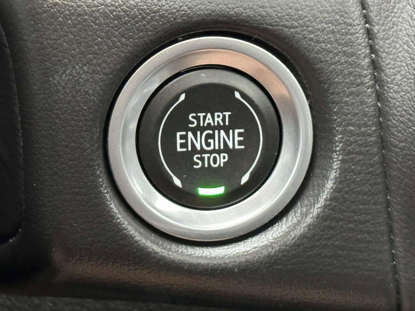 Certified 2023 Chevrolet Suburban RST w/ Luxury Package image 18