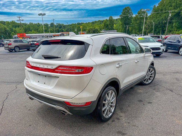 Used 2019 Lincoln MKC Reserve w/ MKC Technology Package FWD image 4