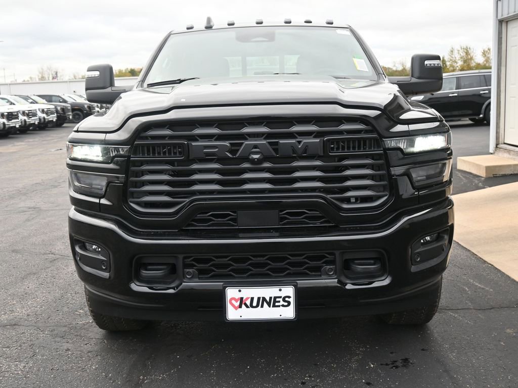 New 2026 RAM 2500 Big Horn AWD/4WD image 11