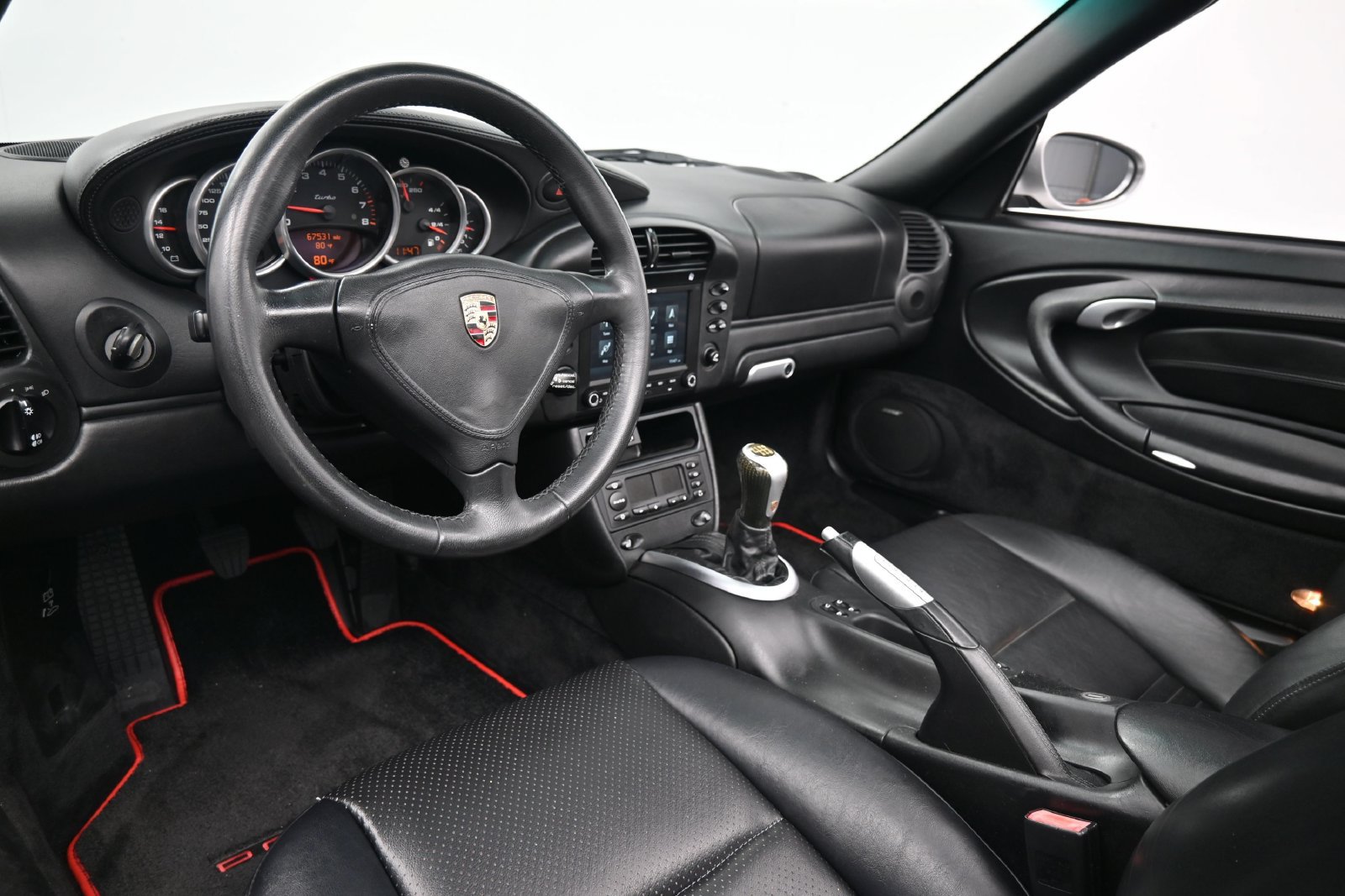 Used 2004 Porsche 911 Turbo AWD/4WD image 4