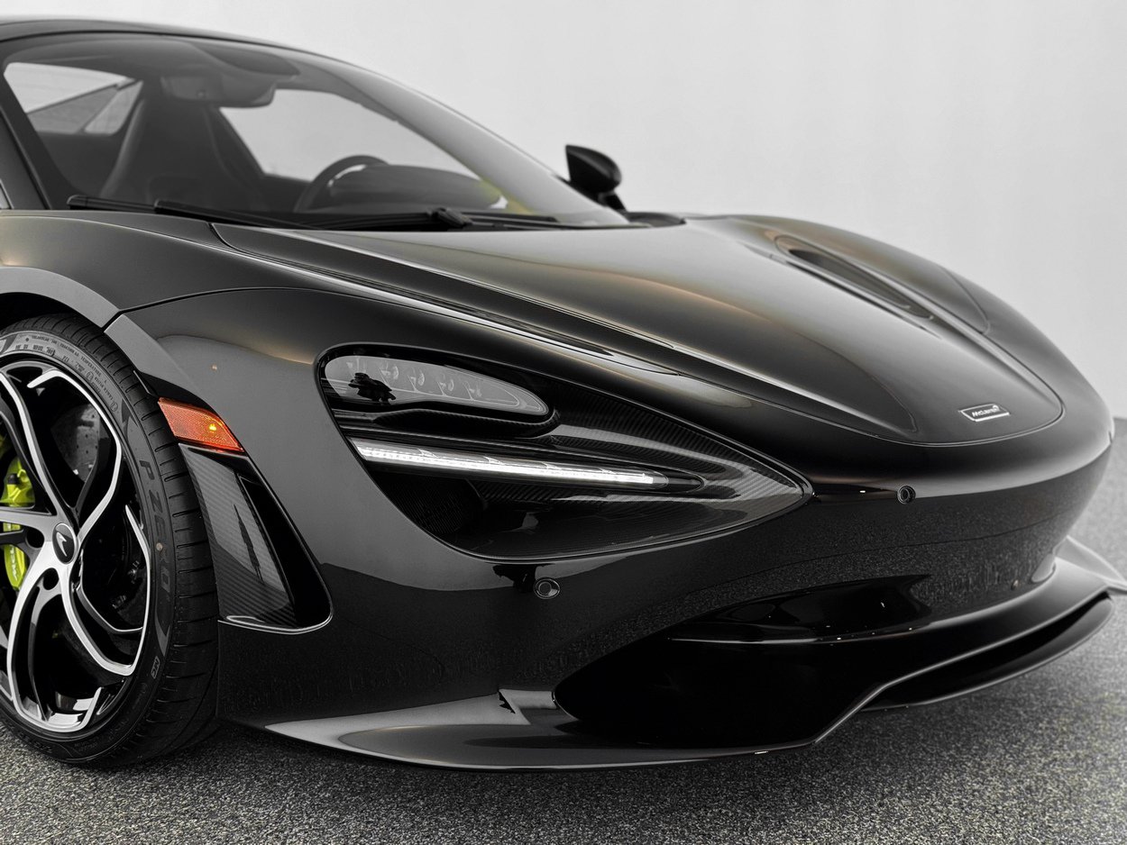 New 2026 McLaren 750S Spider RWD image 45