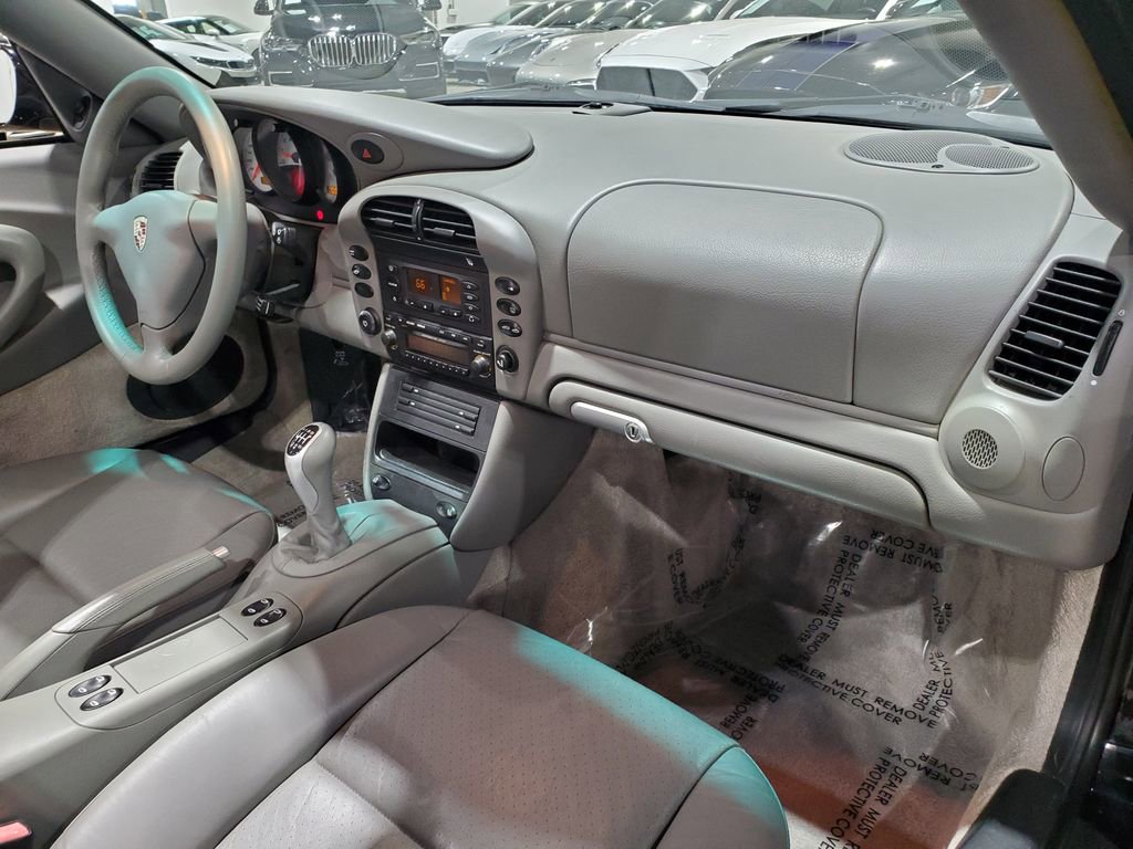 Used 2003 Porsche 911 Carrera image 14