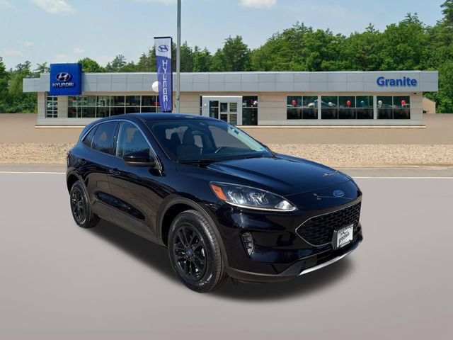 Used 2020 Ford Escape SE image 6