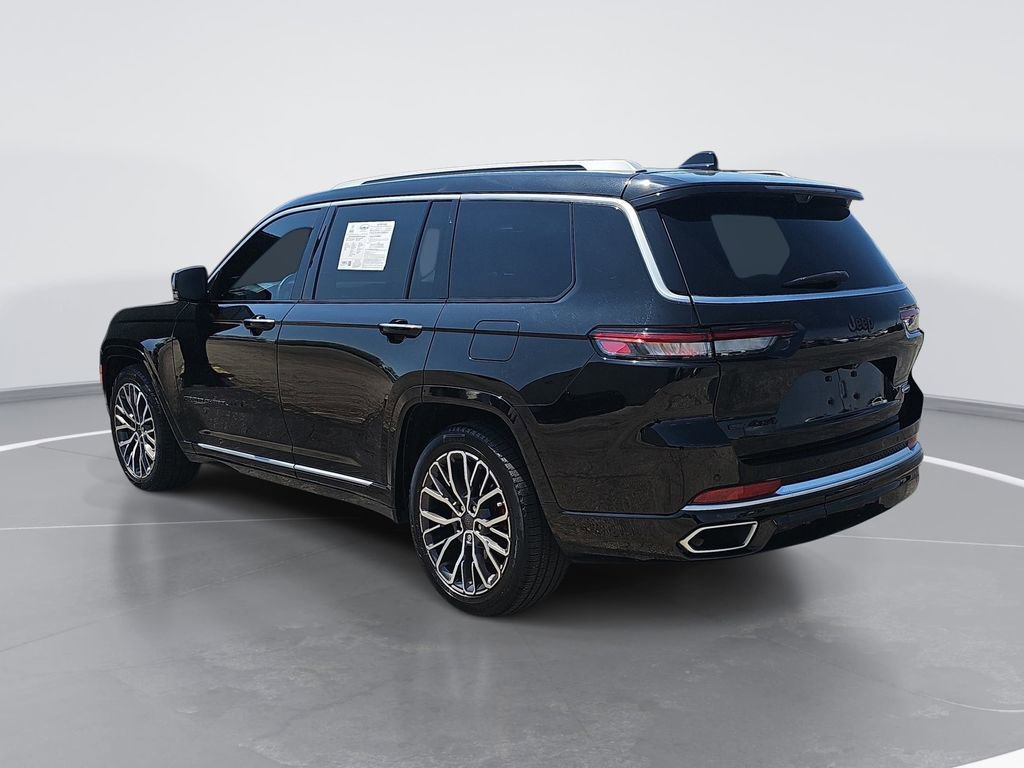 Used 2022 Jeep Grand Cherokee L Summit w/ Advanced Protech Group IV AWD/4WD image 6