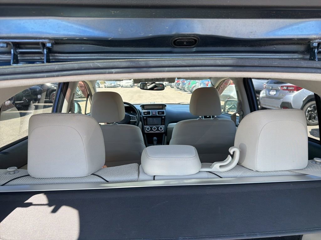 Used 2015 Subaru Crosstrek 2.0i Premium AWD/4WD image 11