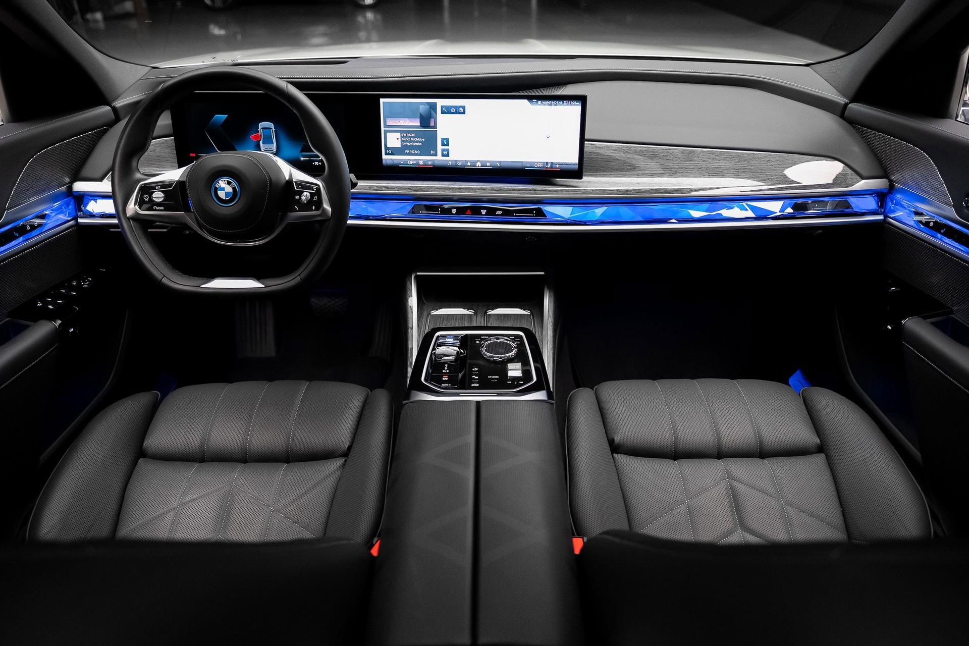 Used 2024 BMW i7 eDrive50 RWD image 42