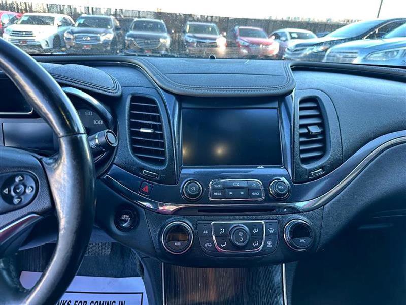 Used 2018 Chevrolet Impala Premier w/ Premier Confidence Package image 10