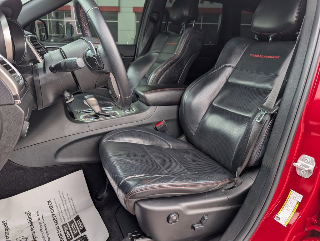 Used 2018 Jeep Grand Cherokee Trailhawk w/ Trailhawk Luxury Group image 15