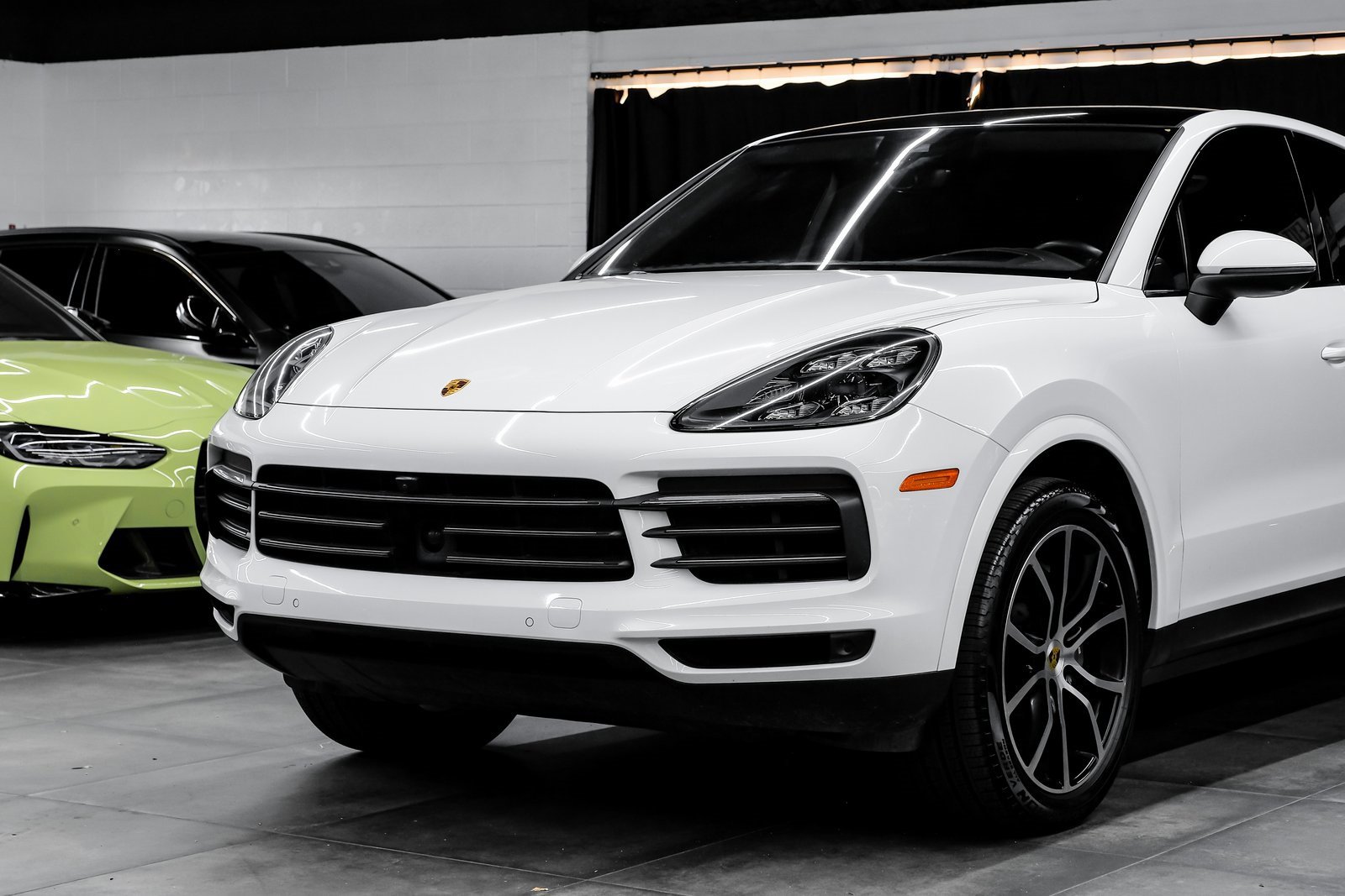 Used 2023 Porsche Cayenne Coupe image 7