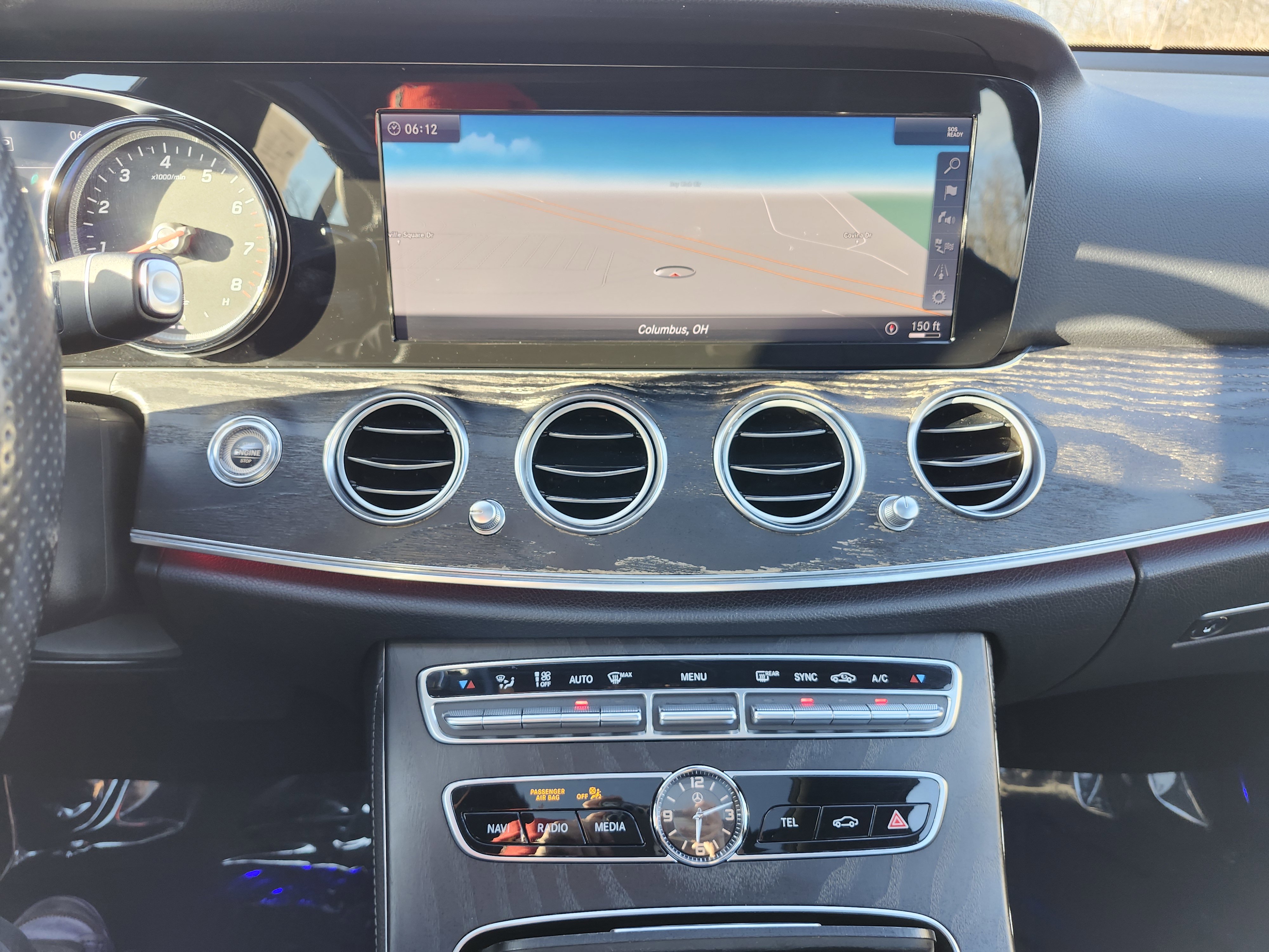 Used 2018 Mercedes-Benz E 400 E 400 w/ Premium 1 Package image 34