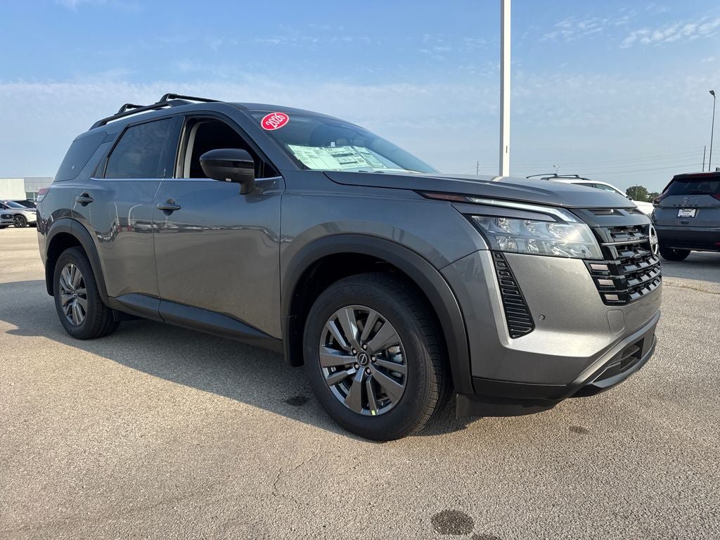 New 2026 Nissan Pathfinder SV w/ Cargo Package FWD image 8