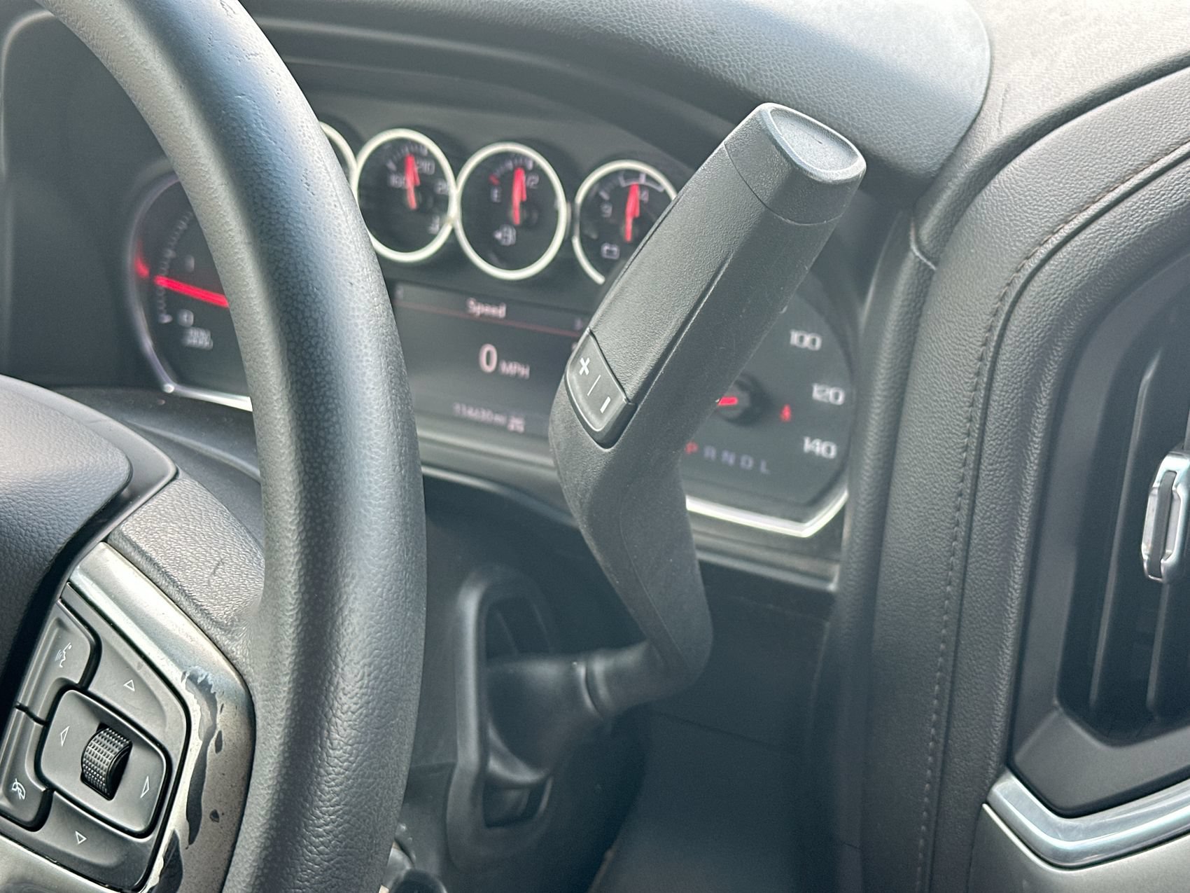 Used 2021 Chevrolet Silverado 2500 LT AWD/4WD image 19