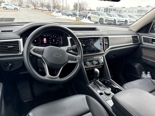 Used 2022 Volkswagen Atlas SE image 13