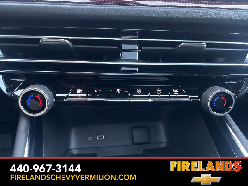 New 2026 Chevrolet Traverse RS w/ LPO, Floor Liner Package image 23