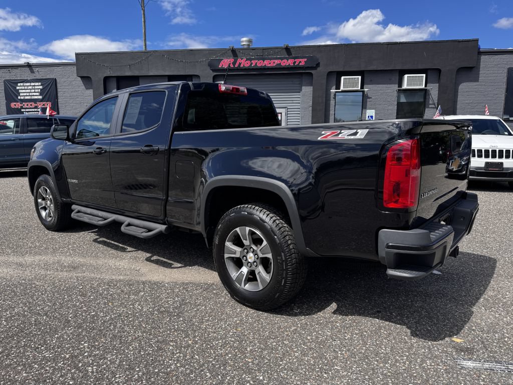 Used 2015 Chevrolet Colorado Z71 AWD/4WD image 3