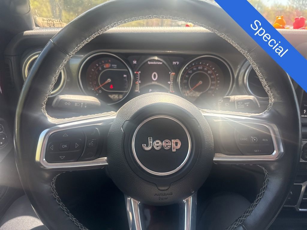 Used 2022 Jeep Wrangler Unlimited Sahara w/ Cold Weather Group image 11